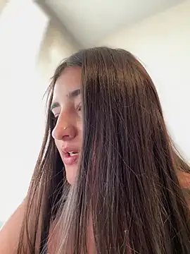 AhriCutte online show from 03.21.25