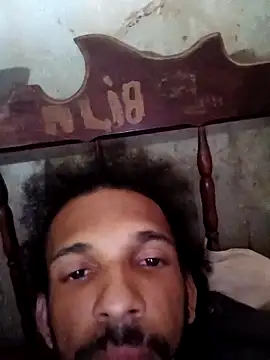 Snapshot of Fernando6e chatting on 12.01.25 Fernando6e online show from 12.01.25