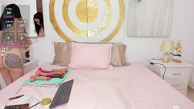 Snapshot of AnieEvans chatting on 05.28.26 AnieEvans online show from 05.28.26