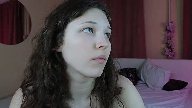 Snapshot of cherry_lea chatting on 03.12.26 cherry lea online show from 03.12.26