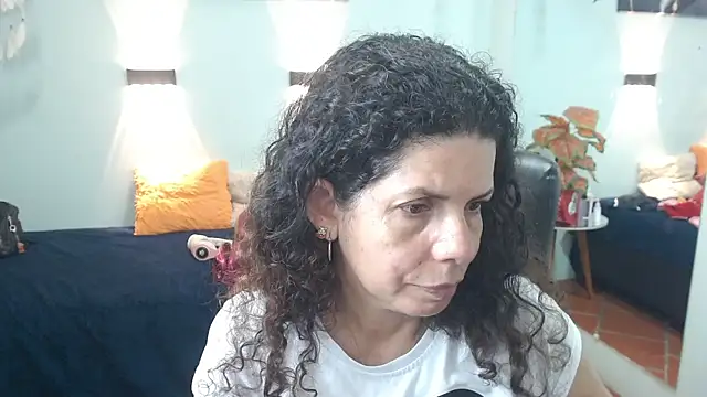 Snapshot of sila_bolum chatting on 02.25.26 sila bolum online show from 02.25.26