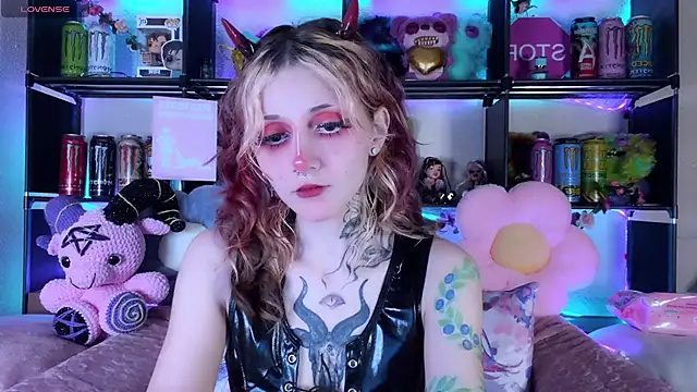  Devill Baby online show from 06.19.26