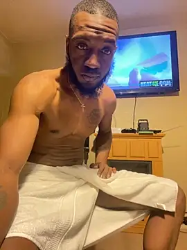 Snapshot of prettyrichie chatting on 10.23.25 prettyrichie online show from 10.23.25