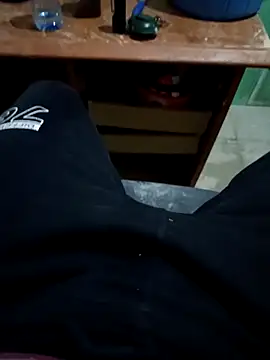 Snapshot of Jcjvkvkvo chatting on 11.08.25 Jcjvkvkvo online show from 11.08.25