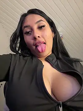 Snapshot of Anily_Lovely chatting on 01.24.25 Anily Lovely online show from 01.24.25