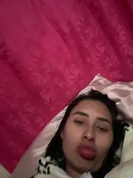 Anily Lovely online show from 04.05.26