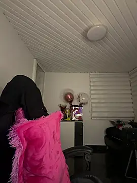 Anily Lovely online show from 04.22.26