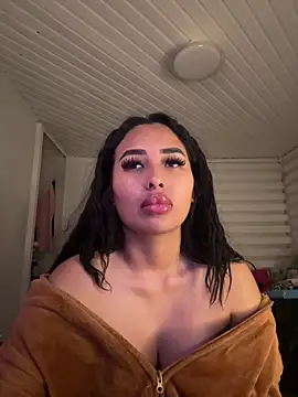 Anily Lovely online show from 05.11.26