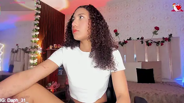 Daphnne tay online show from 03.01.26