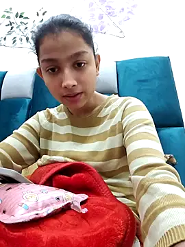 Snapshot of Aleena_Rai chatting on 12.08.24 Aleena Rai online show from 12.08.24