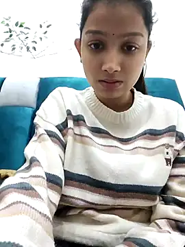 Snapshot of Aleena_Rai chatting on 01.01.25 Aleena Rai online show from 01.01.25
