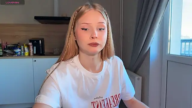 lisa barbie online show from 03.22.26