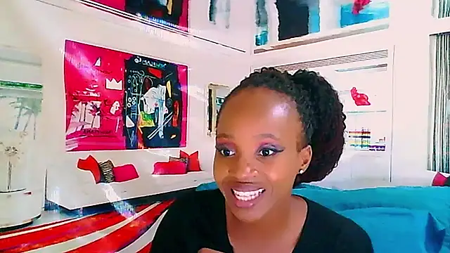 Snapshot of EbonyCreamy69 chatting on 12.12.24 EbonyCreamy69 online show from 12.12.24