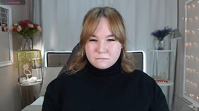 Snapshot of Emmy_Greis chatting on 02.04.25 Emmy Greis online show from 02.04.25