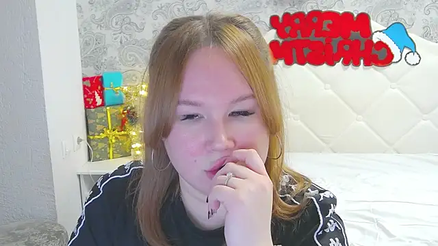 Snapshot of Emmy_Greis chatting on 12.03.25 Emmy Greis online show from 12.03.25