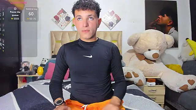 Snapshot of patrick_sanzz chatting on 02.02.26 patrick sanzz online show from 02.02.26