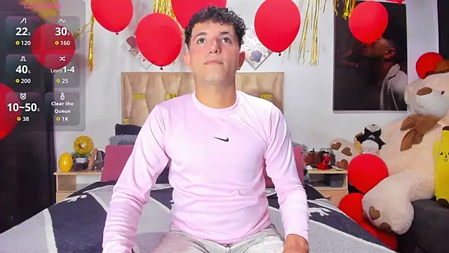 Snapshot of patrick_sanzz chatting on 02.11.26 patrick sanzz online show from 02.11.26