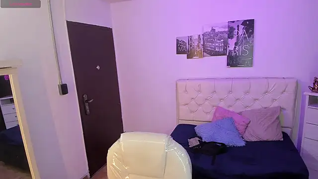 Amy Kiitty  online show from 02.24.26