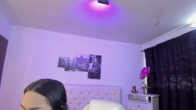 Amy Kiitty  online show from 03.21.26