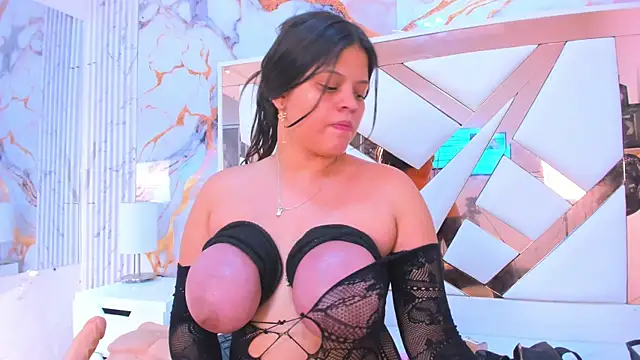 KarinaSimonz online show from 04.24.26