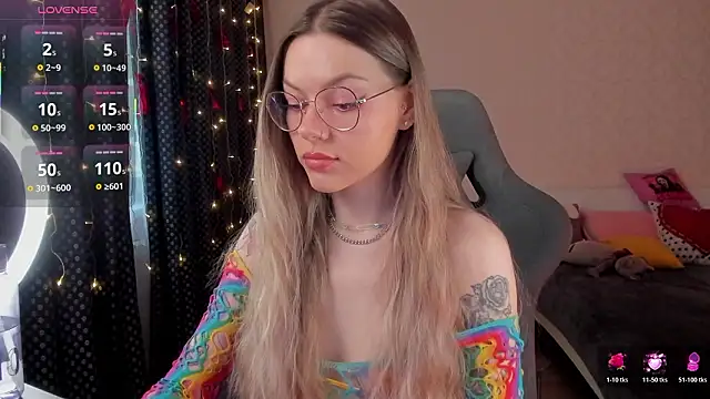 Marta May  online show from 02.11.26