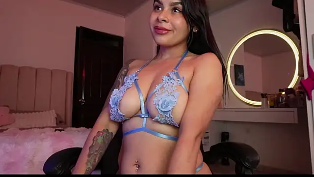 Snapshot of tammylee_ chatting on 01.18.26 tammylee online show from 01.18.26