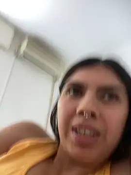 Snapshot of Argentiiniita chatting on 11.13.25 Argentiiniita online show from 11.13.25