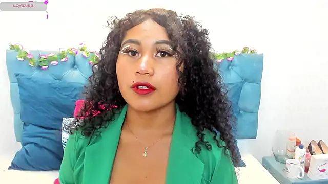 Sophie Smith69 online show from 02.20.25