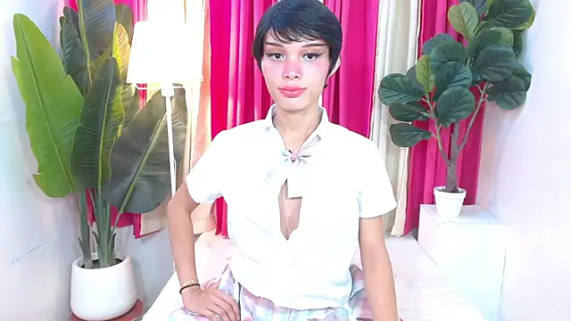 Notaestheticallykylinee online show from 06.29.26
