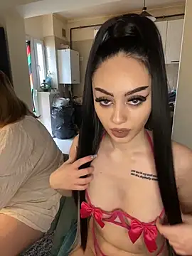 Snapshot of Gya_Rue chatting on 02.27.25 Gya Rue online show from 02.27.25