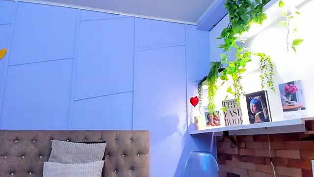 nathalie rossel online show from 10.15.25