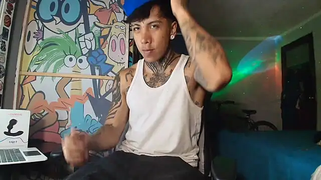 Nickhot0609 online show from 09.13.25