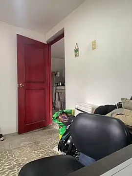 Jestebanano online show from 10.30.25