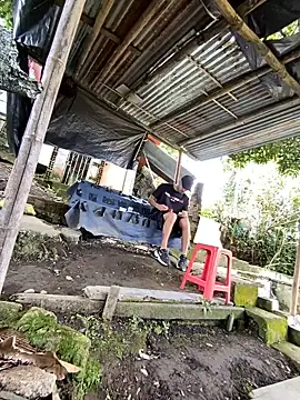 Jestebanano online show from 05.10.26