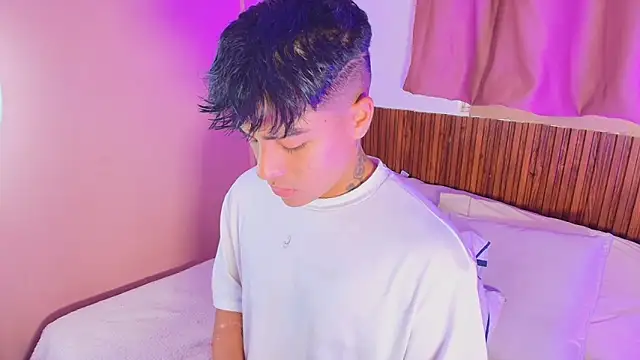 kiing azahell online show from 03.09.26