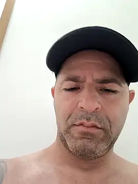 Snapshot of Marciogrei chatting on 10.10.25 Marciogrei online show from 10.10.25