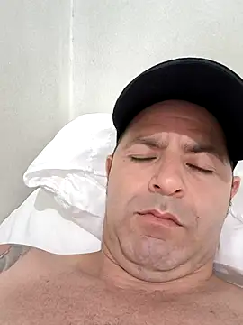 Snapshot of Marciogrei chatting on 10.23.25 Marciogrei online show from 10.23.25