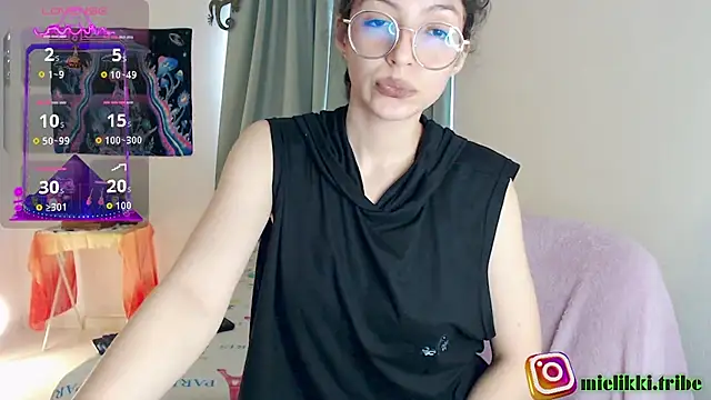 mielikki001 online show from 09.08.25