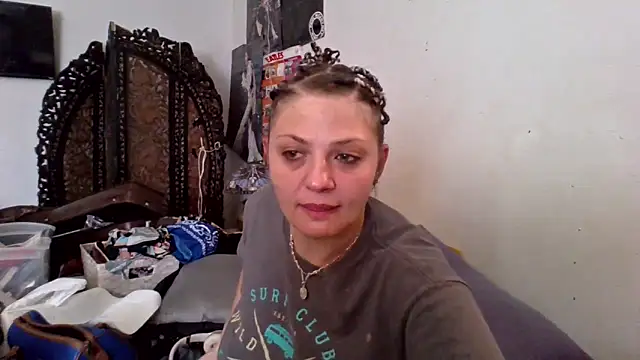 Snapshot of sophiarica chatting on 03.19.26 sophiarica online show from 03.19.26