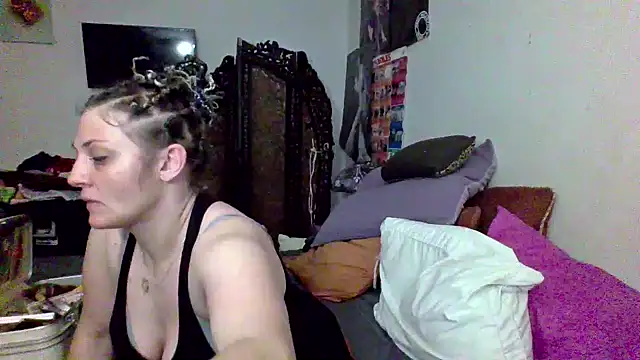 Snapshot of sophiarica chatting on 03.23.26 sophiarica online show from 03.23.26