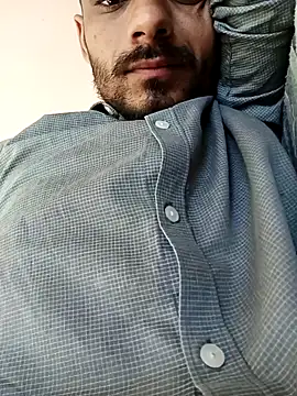 Snapshot of Gujrat_player chatting on 09.23.25 Gujrat player online show from 09.23.25