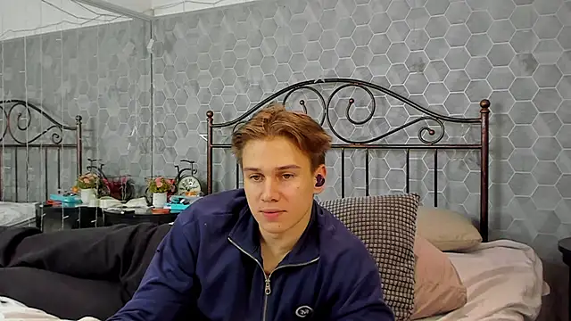 Snapshot of Marcus_Swampov chatting on 12.09.24 Marcus Swampov online show from 12.09.24