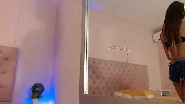 alice sofia online show from 10.03.25