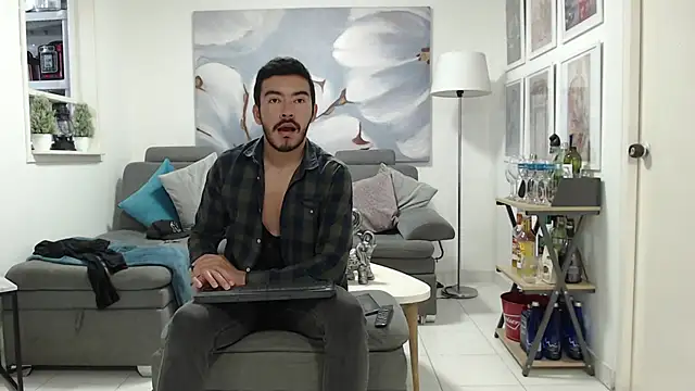 Snapshot of lexxandbusterr chatting on 10.05.25 lexxandbusterr online show from 10.05.25