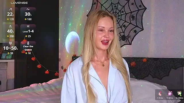Snapshot of Erotic_Ann chatting on 10.24.25 Erotic Ann online show from 10.24.25