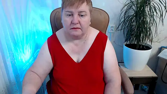 Snapshot of Limonka-Fire chatting on 12.24.24 Limonka-Fire online show from 12.24.24