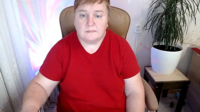 Snapshot of Limonka-Fire chatting on 12.26.24 Limonka-Fire online show from 12.26.24
