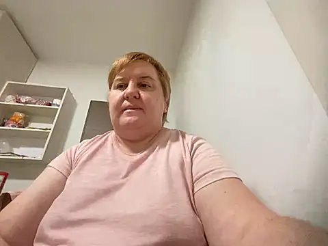 Snapshot of Limonka-Fire chatting on 02.17.25 Limonka-Fire online show from 02.17.25