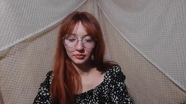 Snapshot of IsabellaBlacky chatting on 10.17.25 IsabellaBlacky online show from 10.17.25