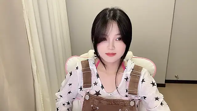 Snapshot of max688 chatting on 04.01.26 max688 online show from 04.01.26